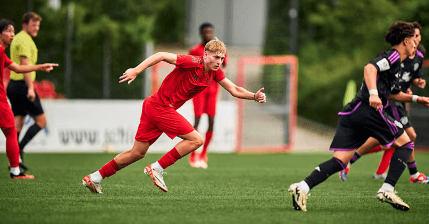 Player Spotlight: Sebastian Dabrowski’s Rise Through the FC Bayern Pathway